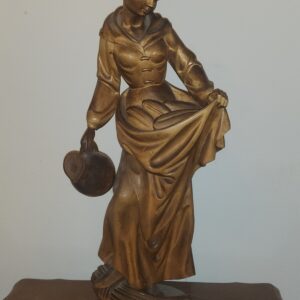 Skulptur,Figur,Holzfigur,Schnitzfigur Dame,Bauerin mit Wasserkanne,ca70cm,Unikat